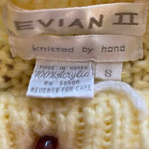 Women’s Hand Knitted Acrylic Sweater Feminine Pastel Vintage S-M Evian II - Picture 8 of 16